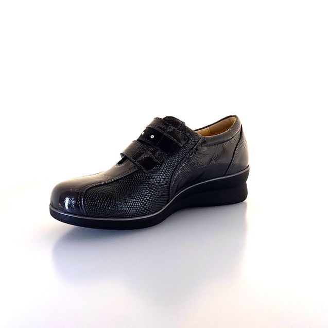 ecosanit-scarpa-donna-con-doppio-strec-art-grecel-19101