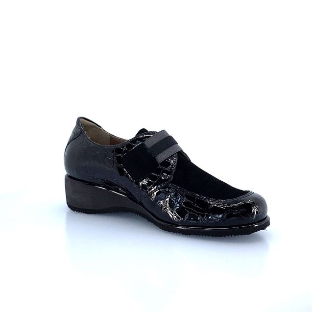 tomasi-scarpa-donna-con-strech-art-monica-17876