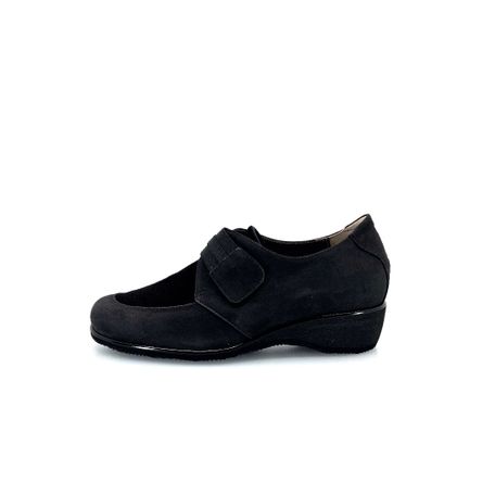 TOMASI SCARPA  DONNA CON STRE ART MONICA