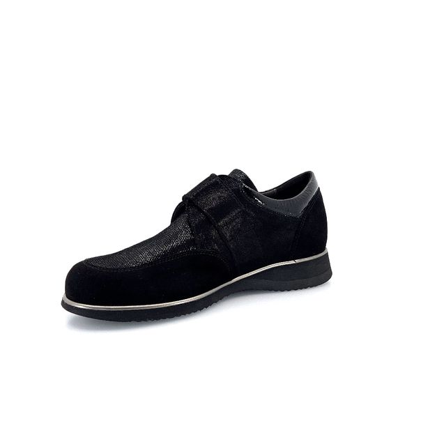 tomasi-scarpa-donna-con-strec-art-caterina-21359